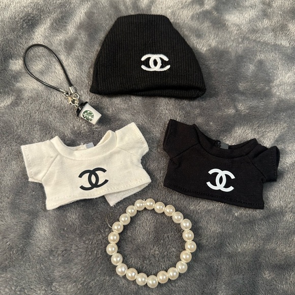 Labubu Clothes Accessories 5 Pieces Shirt Hat Coffee Necklace Designer Inspired - Picture 1 of 4